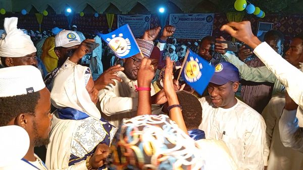 « Triomphe électoral : Banquet de célébration à Abéché pour Mahamat Idriss Deby Itno »