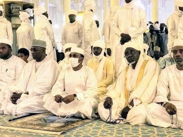 Grande prière à la grande mosquée de N&rsquo;Djamena