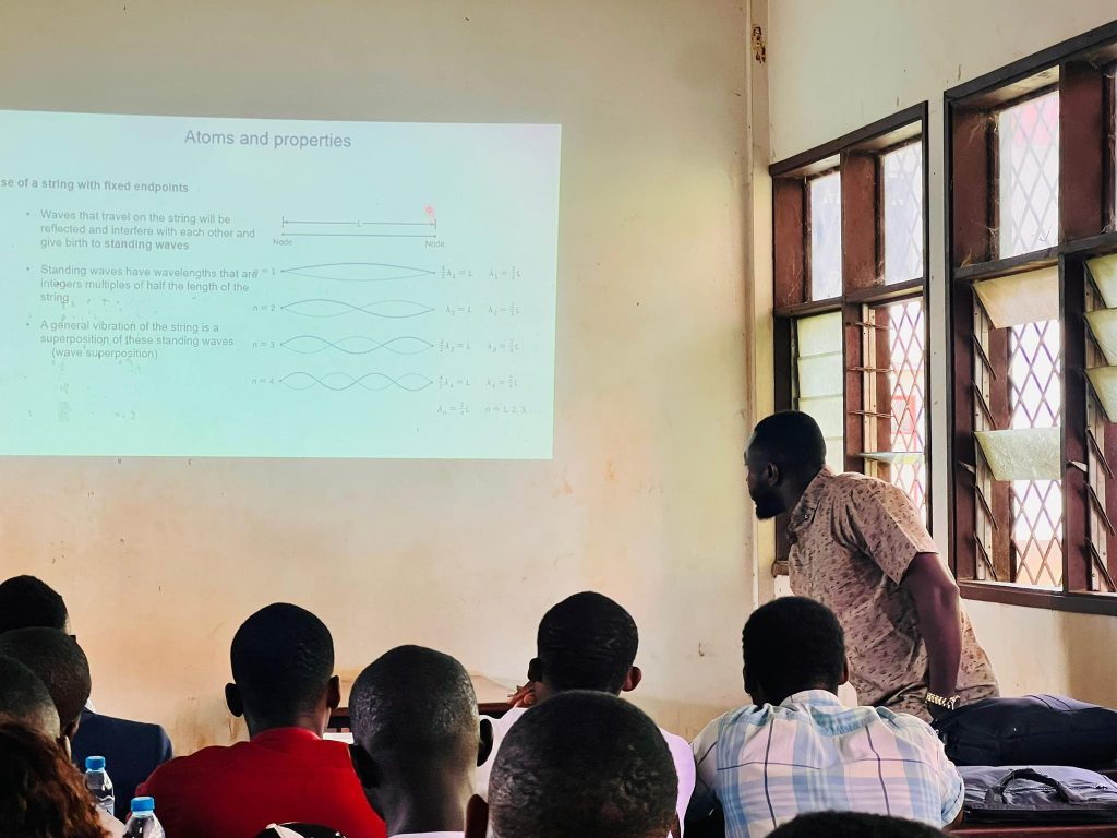 CONFÉRENCE SUR LES TECHNOLOGIES QUANTIQUES MODERNES ET FUTURES