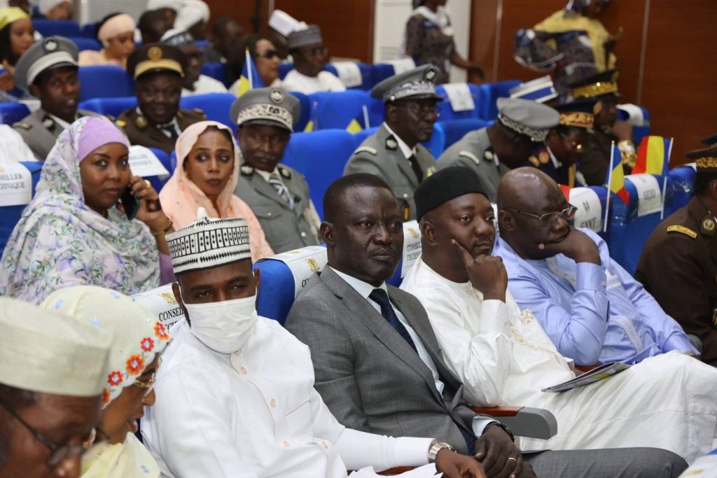 TCHAD: investiture du président en images