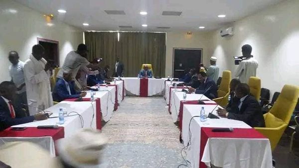 TCHAD: Rencontre du représentant de la CEEAC avec les représentants du 10 à l&rsquo;élection présidentielle